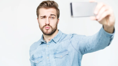 How Each Zodiac Sign Deals With a Narcissist