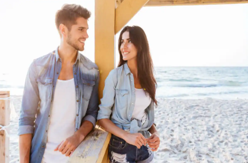 Top 3 Signs That Don’t Know How to Flirt