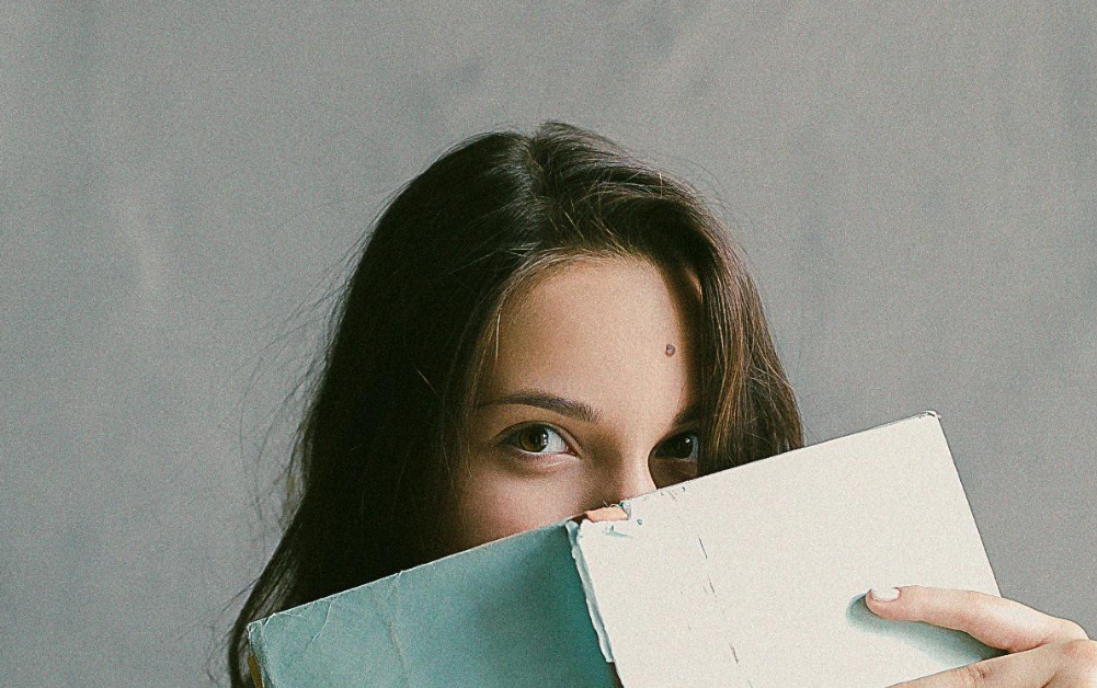 Which Zodiac Signs Can’t Stay Faithful (And Why They Cheat)