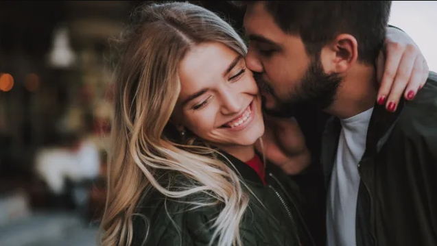 4 Zodiac Signs That Won't Think Twice About Stealing a Kiss if Attracted