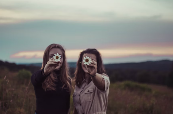 Who You Need To Become Best Friends With This Year, Based On Your Sign