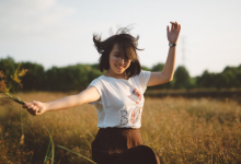 Your Astrological Love Language and How You Feel Loved