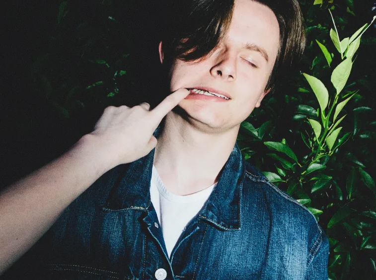 The Red Flags and Green Lights in 2026, Based on Zodiac Signs