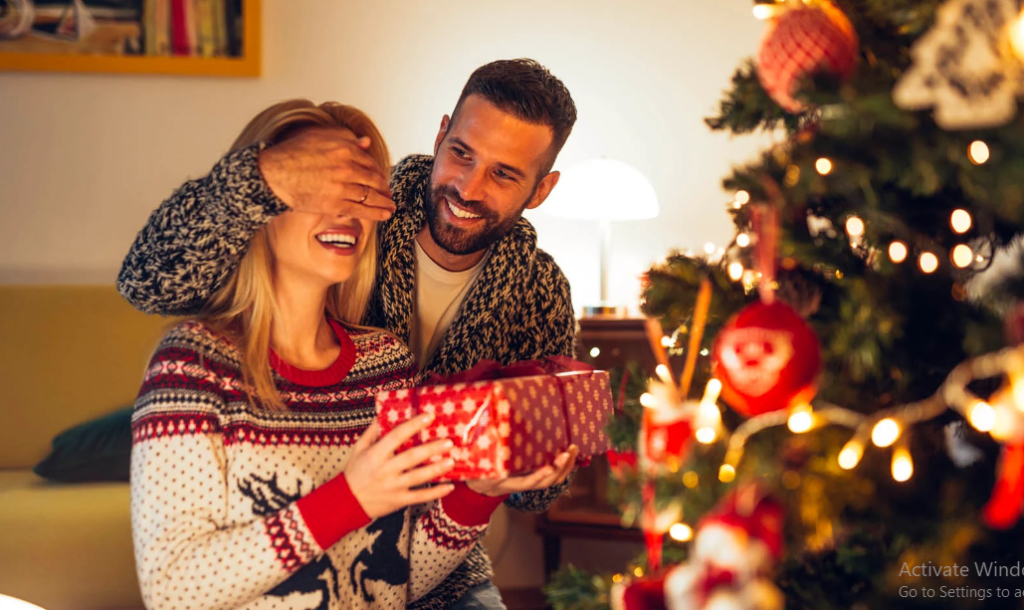 12 Fun Christmas Traditions You Should Start With Your Family