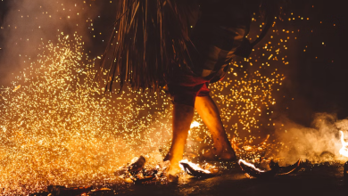 Masks Fall: These 2 Zodiac Signs Will Recognize Who Is Not Real In August 2025