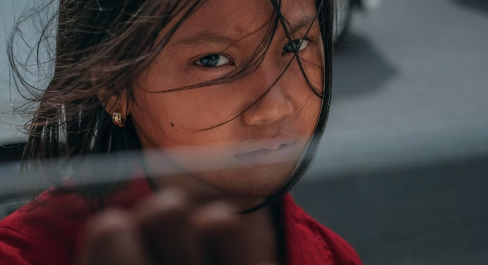 4 Zodiacs With Memories Of Their Past Lives