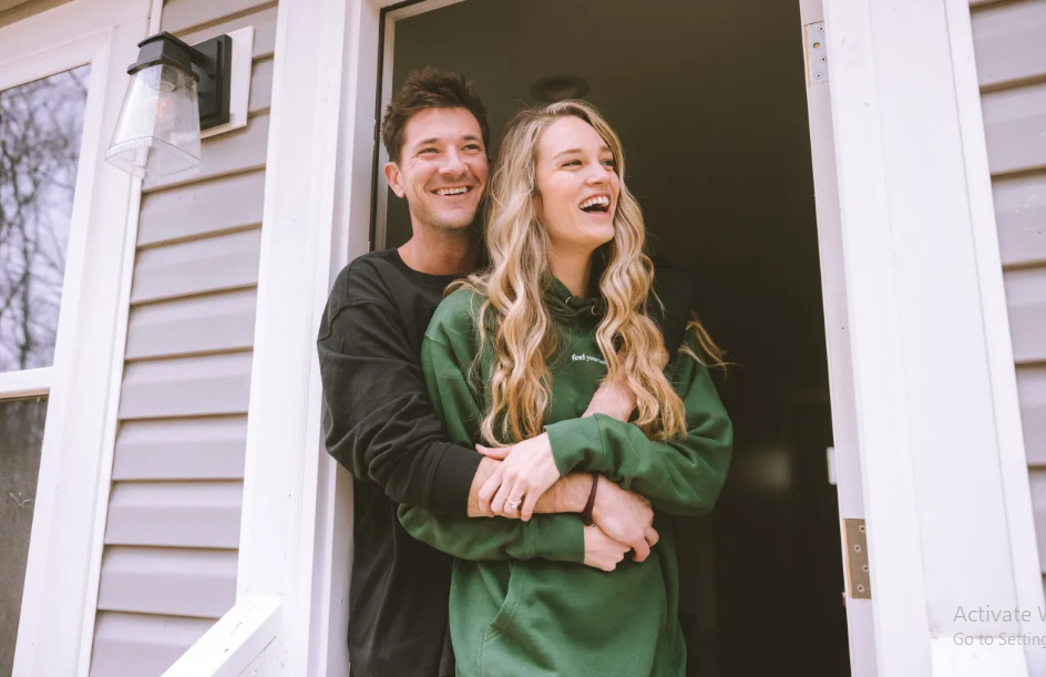 4 Zodiac Signs See an Improvement in Their Relationships in June