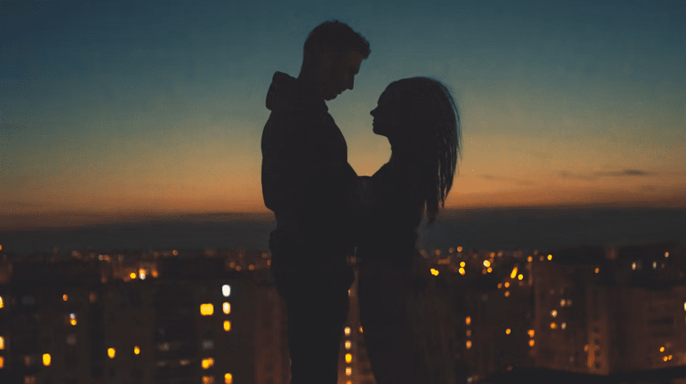 “Love Astrology 2025: Dreamy Moments for All Zodiac Signs”