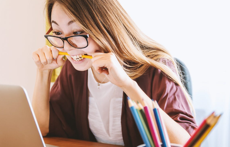 These 4 Zodiac Signs Always Have To Show Off Everything In January 2025