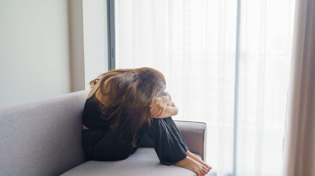 These 6 Introverted Zodiac Signs Don't Mind Social Distancing