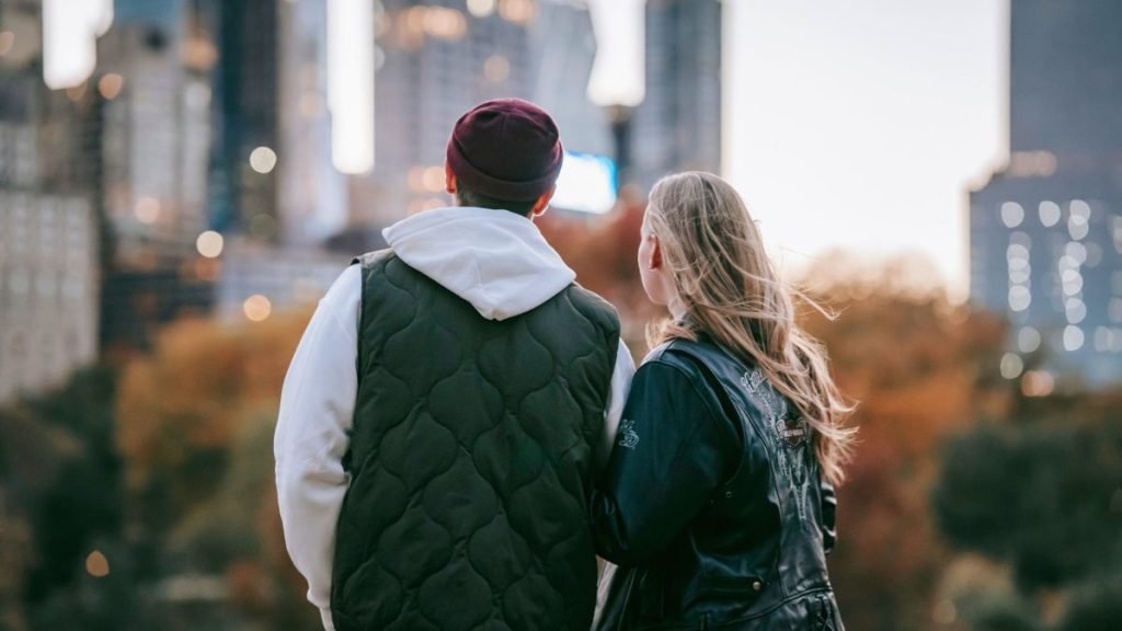 3 Zodiac Signs Reckless With Love