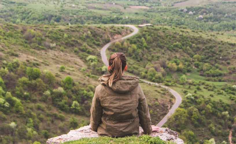 Your Horoscope For Monday, October 13, 2025 – Between Heart And Truth