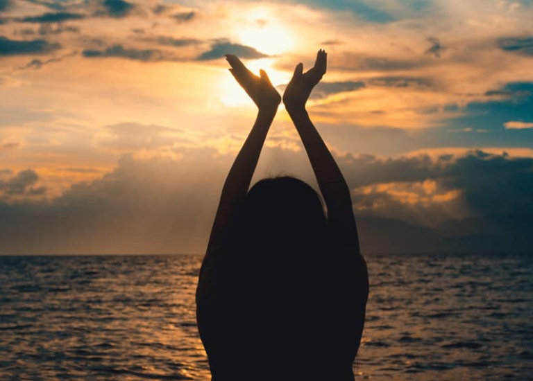 Relationship Astrology February 2026: Soul Connections & Karmic Lessons