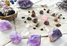 When Reading Tarot, You Should Use These Crystals