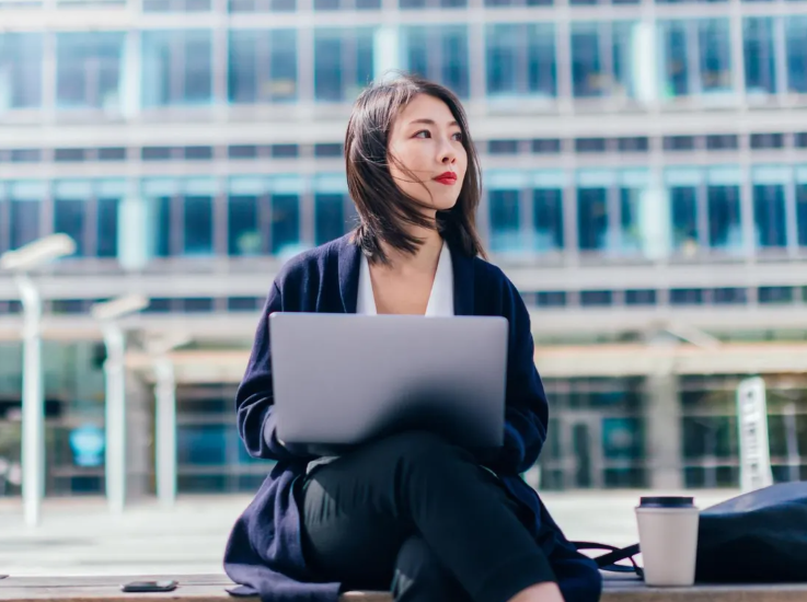 Intelligence Has Many Faces – 5 Signs Will Be Among The Brightest Minds In 2026