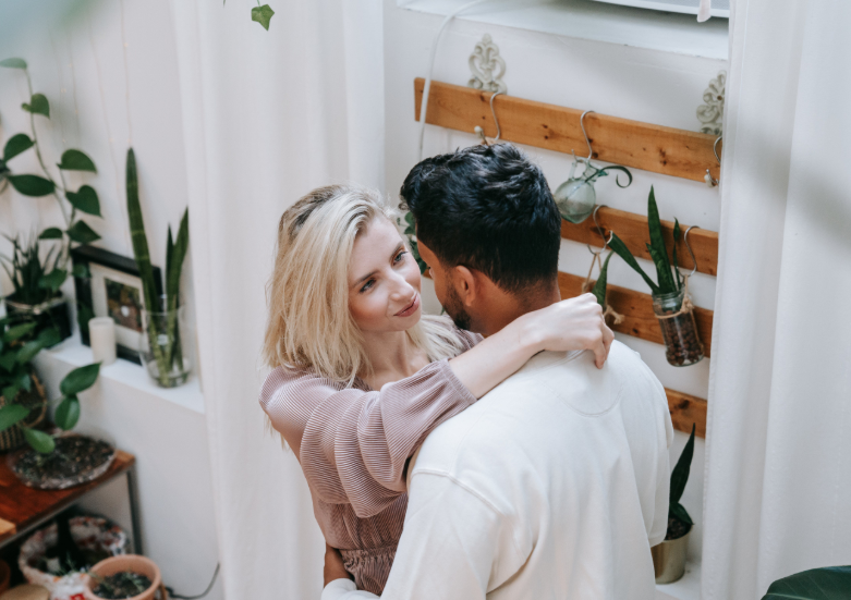 4 Zodiac Signs Experiencing a Romance Reset When Venus Turns Retrograde on March 1