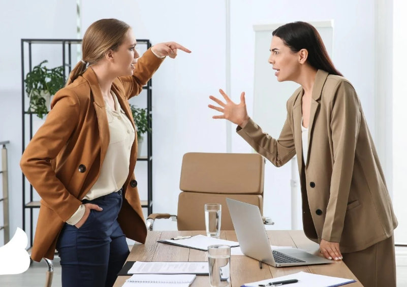 6 Zodiac Signs With Toxic Personality Traits and How They Can Grow