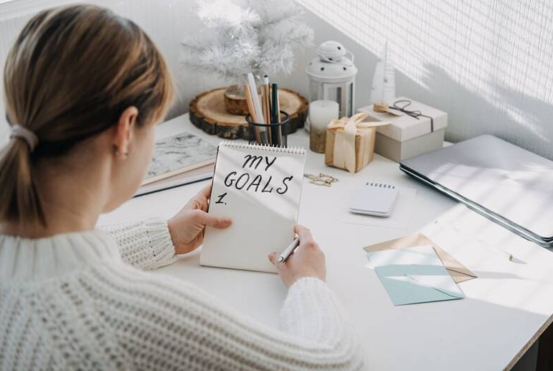 Zodiacs That Will Have A Romantic Cosmic Shift On April 6