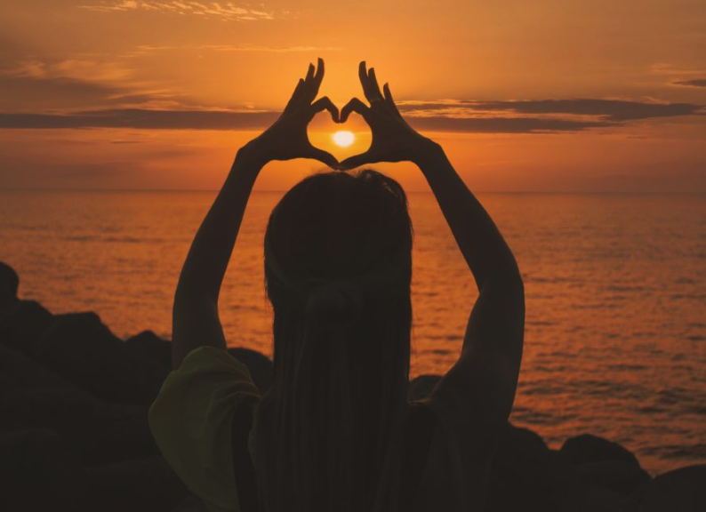 5 Zodiac Signs Will Follow Their Hearts in June 2026